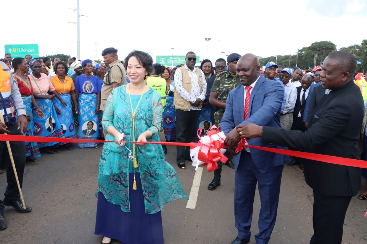 Mhango Commissions China-Funded M1 Road Expansion in Lilongwe 