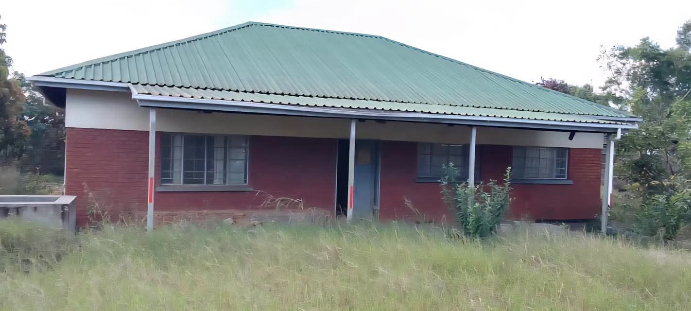 Ministry Hands Over Former Construction Camp to Thyolo District Council